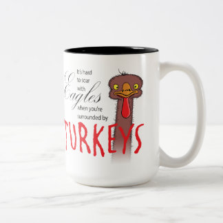 É duro voar com caneca de águia