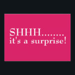 É um 50º Convite de Aniversário Surpresa<br><div class="desc">É uma surpresa da cinquenta festa de aniversário. Faça um convite especial de aniversário para seu favorito na colina de cinquenta anos. Comece a comemorar com este convite ousado e divertido. POR FAVOR, CONTATE-ME SE PRECISAR DE AJUDA COM ESTE MODELO! Olá! Obrigados para visitar Designs de Donna Gotlib e ver...</div>