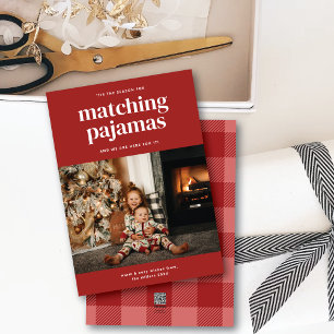 'É Um Cartão com fotos De Pijamas Correspondente