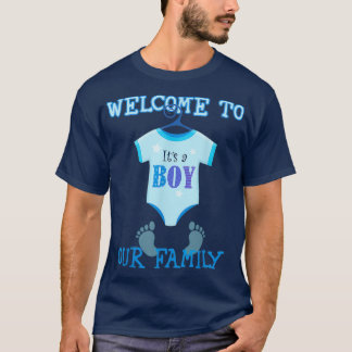 É uma camisa de um meninoCamisa nova de festa de C