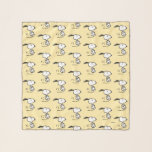 Echarpe Amendoins | Snoopy Running<br><div class="desc">Snoopy é o amoroso bicho de estimação de Charlie Brown na tira cômica Peanuts de Charles M. Schulz. Veja este design de amendoins bonitinho com este cão amável.</div>