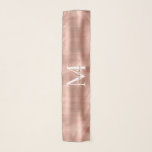 Echarpe Nome do Script Elegante do Monograma Elegante Dour<br><div class="desc">Monograma Elegante Dourado com Rosa metálico Nome do Script Scarf</div>