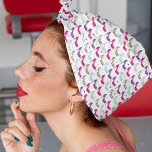 Echarpe Sapatos femininos de padrão de tendência<br><div class="desc">Acelere o seu jogo acessório com este elegante lenço padrão de bandana, misturando um design bonitinho moderno com um toque de na moda retro divertido. Este simples cachecol minimalista apresenta uma reviravolta artística engraçada, mostrando calçados de salto alto de mulheres brincalhão dentro de sua design única. Perfeito para simples amantes...</div>