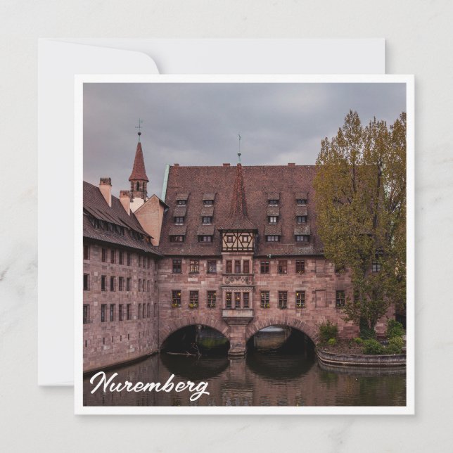 Edifício histórico ao pôr do sol em Nuremberg, Ale (Frente)