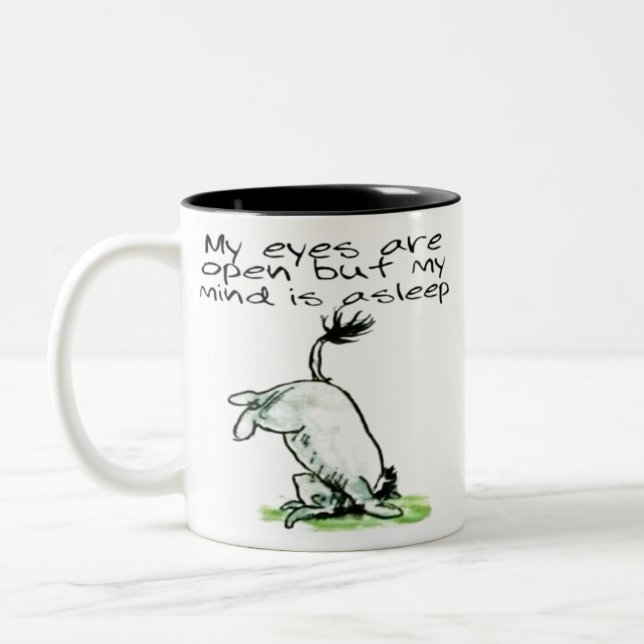 Eeyore engraçado cita caneca 'meus olhos estão abe (Esquerda)