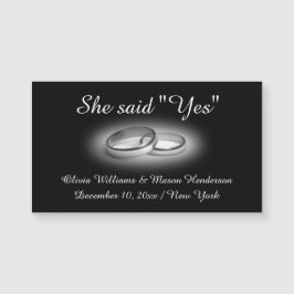 Ela disse "sim" Imã salve a data em preto