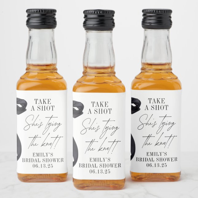 Ela é a favor do Partido do Chá de panela do Casan (Garrafas)