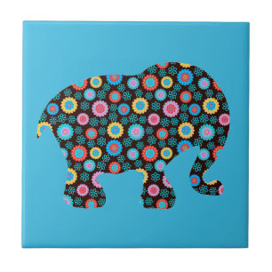 Elefante de padrão de flores em azul
