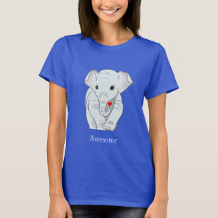 Elefante Jovem Bonito Segurando Camisa Cardíaca