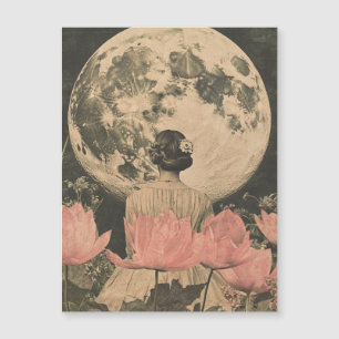 Elegância Lua - Visão Traseira da Mulher com Lua