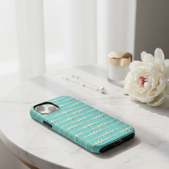Elegante capa de iPhone com colar de pérolas e azu (Criador carregado)