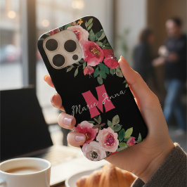 Elegante Estojo Personalizado com Nome em Preto e