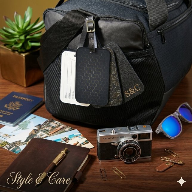 Elegante Etiqueta de Bagagem com Padrão Hexagonal  (Elegant Black Gold Hexagonal Pattern Luggage Tag)