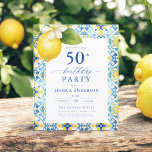 Elegante Mediterrânica Lemon Floral 50º Aniversári<br><div class="desc">Celebre em estilo com um elegante convite de aniversário floral de limão mediterrânico. Com limões amarelos vibrantes e folhagem verde esmagadora, este design evoca o charme do Mediterrâneo, perfeito para um evento ensolarado e sofisticado. Os intrincados sotaques florais adicionam um toque novo e convidativo, enquanto a tipografia elegante traz um...</div>