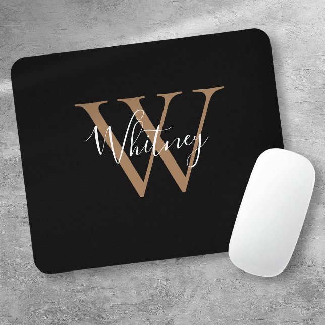 Elegante Mouse Pad de Nome em Letra de Fôrma Monog (Elegant Black Gold Monogram Script Name Mouse Pad)