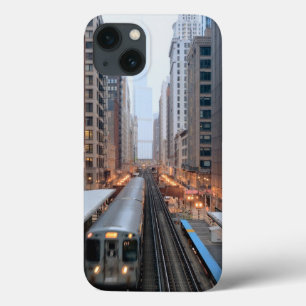 Elevated rail in downtown Chicago over Wabash