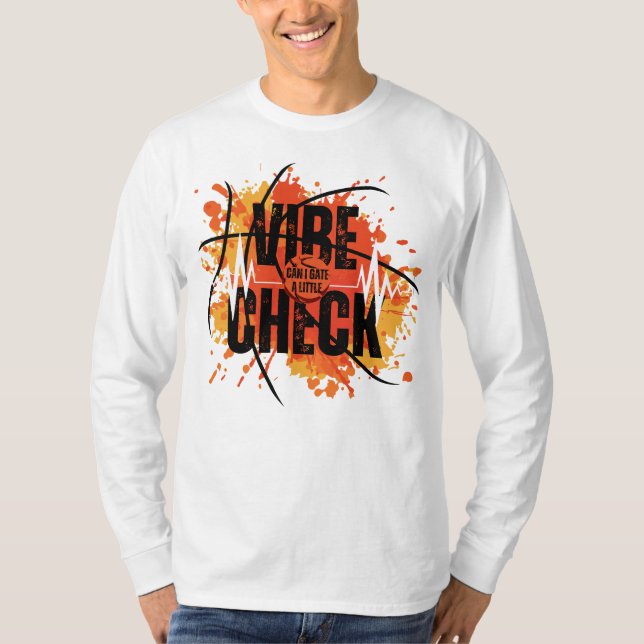 Eleve seu estilo com esta camiseta de tendências (Frente)