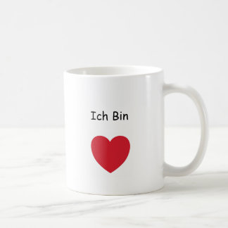Em alemão, esta caneca de café clássica de 11 oz.