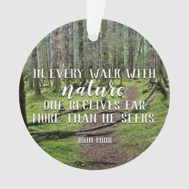 Em cada caminhada com o ornamento redondo da (Frente)