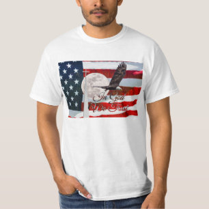 Em Deus, nós confiamos na camiseta