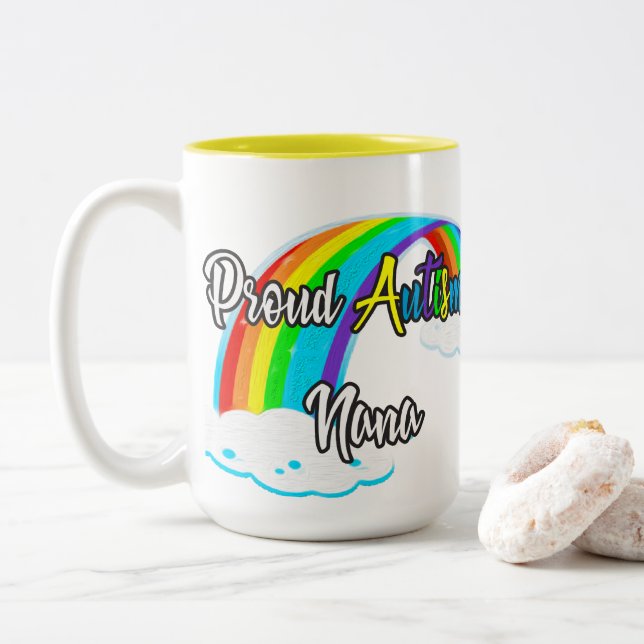 Em Dois Tons Autismo com Amor: Caneca de Café da Nana Orgulhosa (Com Donut)