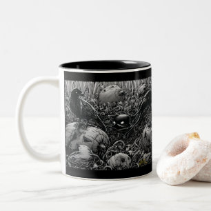 Em Dois Tons Boo Gatinho empilha uma caneca de café de duas ton