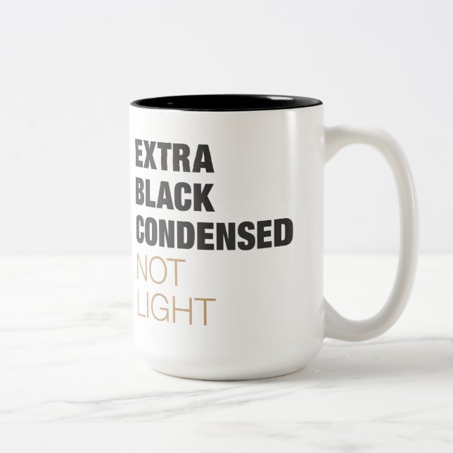 Em Dois Tons caneca de café com fonte helvetica (Direita)
