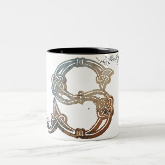 Em Dois Tons Caneca de Café com Letra S Celta
