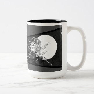 Em Dois Tons Caneca de café de Deathmoon da libélula