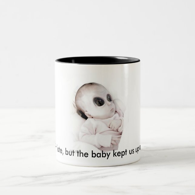 Em Dois Tons Caneca de café estrangeira do bebê (Centro)