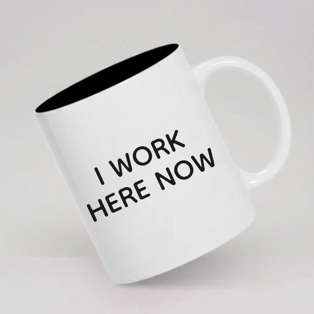 Em Dois Tons Eu Trabalho Aqui Agora Caneca de Café Presente par (sarcastic office mug gift, professional humor mug gift, job promotion mug gift for her or him,)