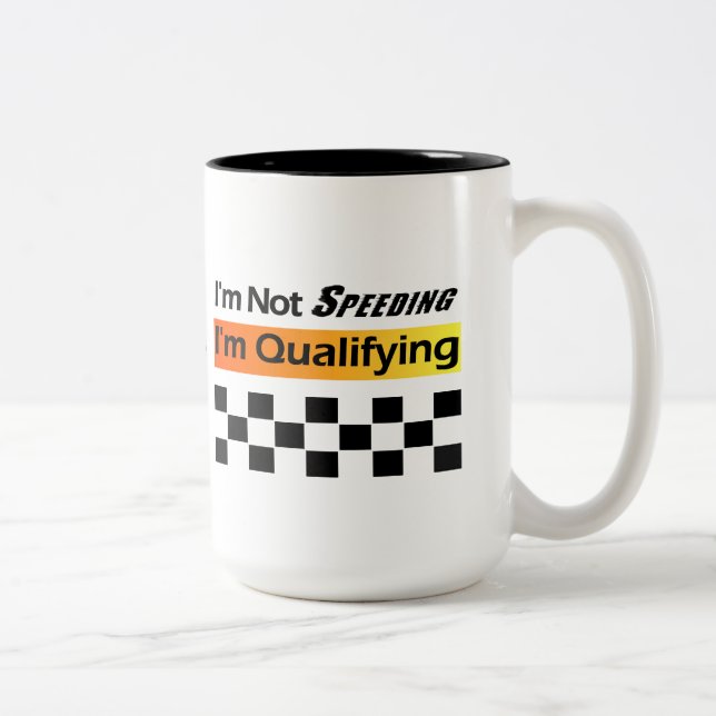 Em Dois Tons Não se apressando - caneca de café de qualificação (Direita)