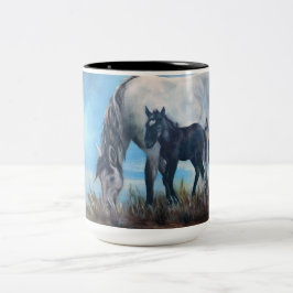 Em Dois Tons "Nascer na caneca de café do cavalo selvagem do
