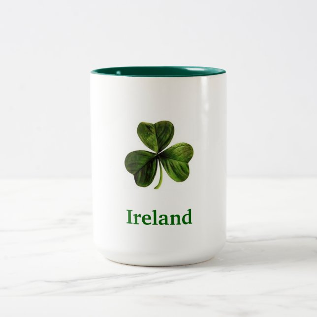Em Dois Tons Trevo de Ireland - caneca de café (grande) (Centro)