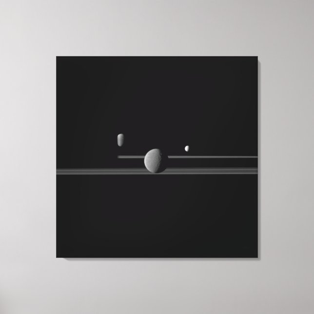 Em Tela Impressão das luas de Saturno (Frente)