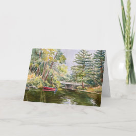 Embarcação vermelha no lago de montanha Cartão de
