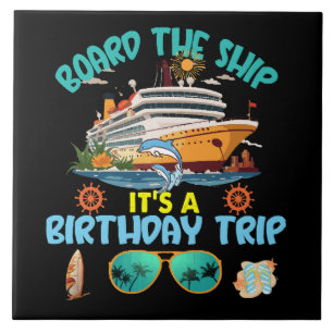 Embarque No Navio É Uma Viagem De Aniversário