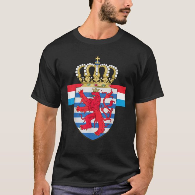 Emblema do leão nacional luxemburguês e camisa de  (Frente)