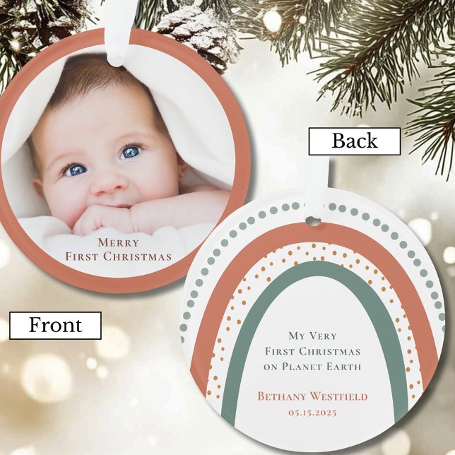 Enfeite Comemorativo da Primeira Natal do Bebê (Baby's First Christmas Photo Keepsake Round Acrylic Ornament)