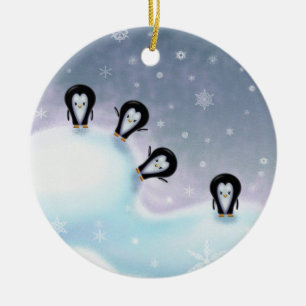 Enfeite de Natal de Pinguins se Divertindo
