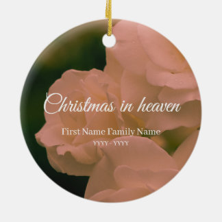 Enfeite memorial de Natal no céu rosa