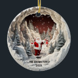 Enfeites de natal 3D Santa Claus<br><div class="desc">Enfeites de natal 3D Santa Claus com cores vermelha, branca e verde. Duas linhas de texto personalizável para personalizar este ornamento.</div>