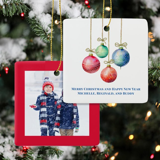 Enfeites de Natal Coloridos Personalizados com Fot (Christmas Photo Ornaments with cute watercolor colorful ornaments.)