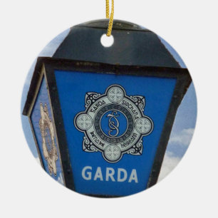 Enfeites de natal da Polícia de Porcelain Irish Ga