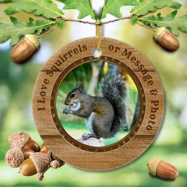 Enfeites de natal de esquilo com seu texto, foto (Personalized, Squirrel tree ornaments. Christmas squirrel ornaments. Squirrel lover gifts. Squirrels)