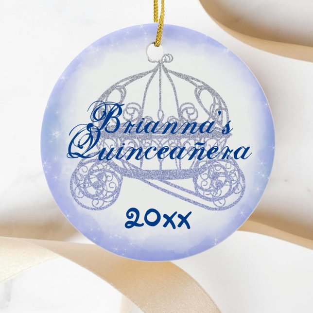Enfeites de natal de Keepsasasakda Quinceanera Azu (personalized light dusty blue quinceanera christmas ornament princess gift horse carriage cute)