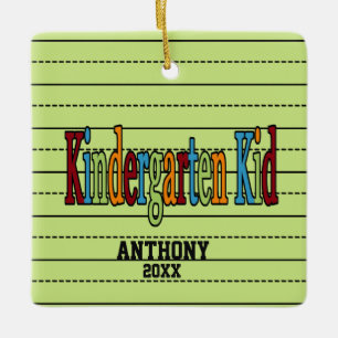 Enfeites de natal do miúdo do jardim de infância