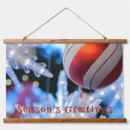 Enfeites de natal vermelho e luz branca