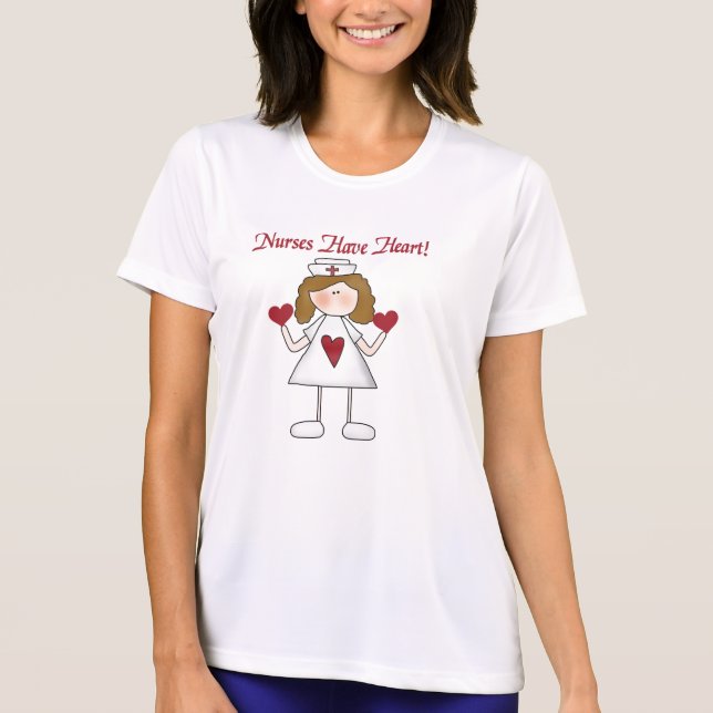 Enfermeiras têm camisas cardíacas e presentes (Frente)