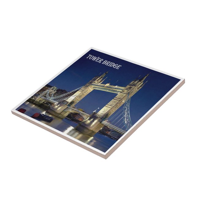 ENG080 LONDON TOWER BRIDGE, Inglaterra, (Lateral)